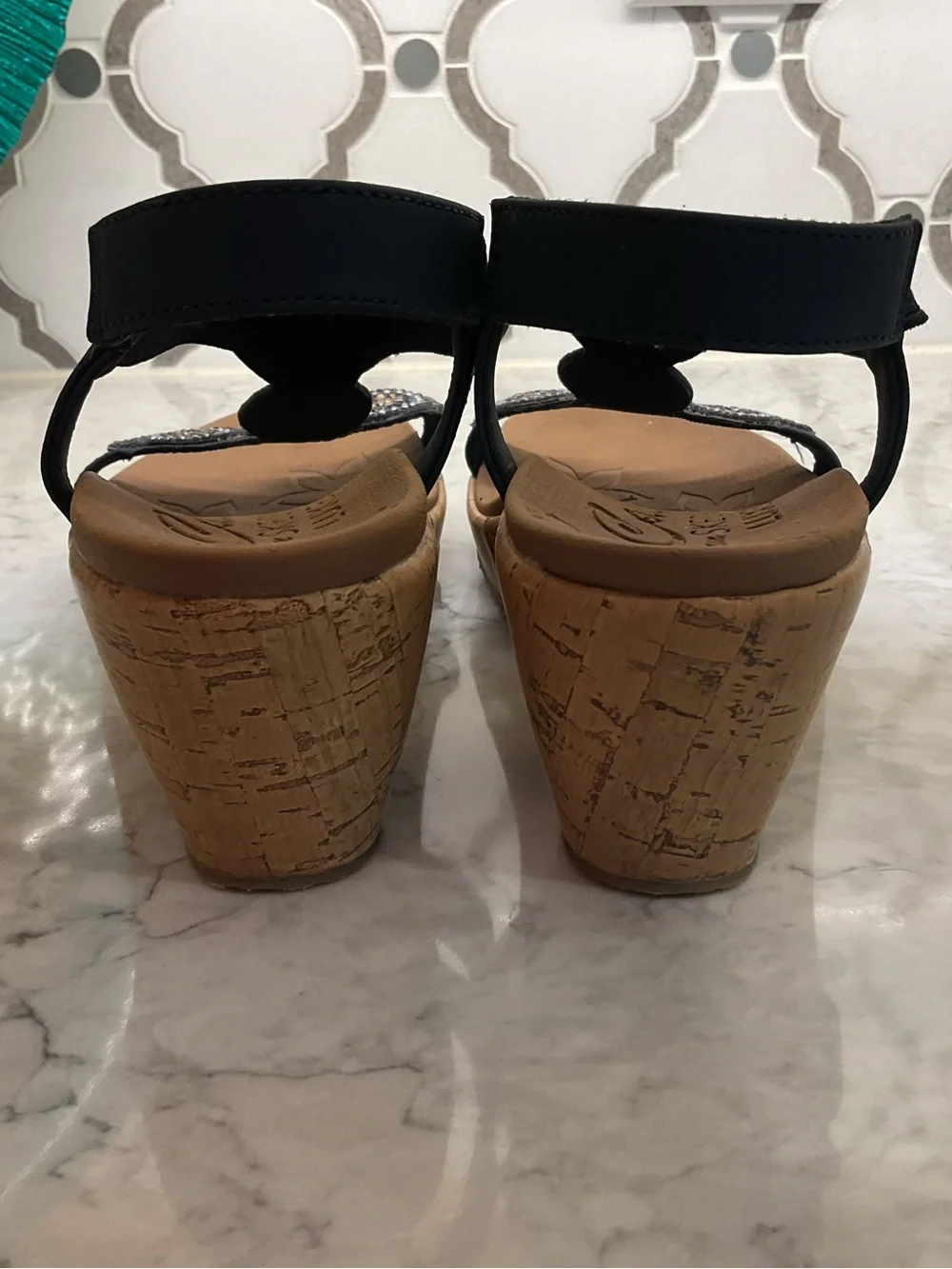 Skechers Black Beaded T-Strap Sandals with Tan Footbed